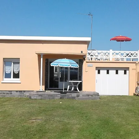 Les Pieds Dans L'eau Sur Les Plages Du Debarquement Holiday home