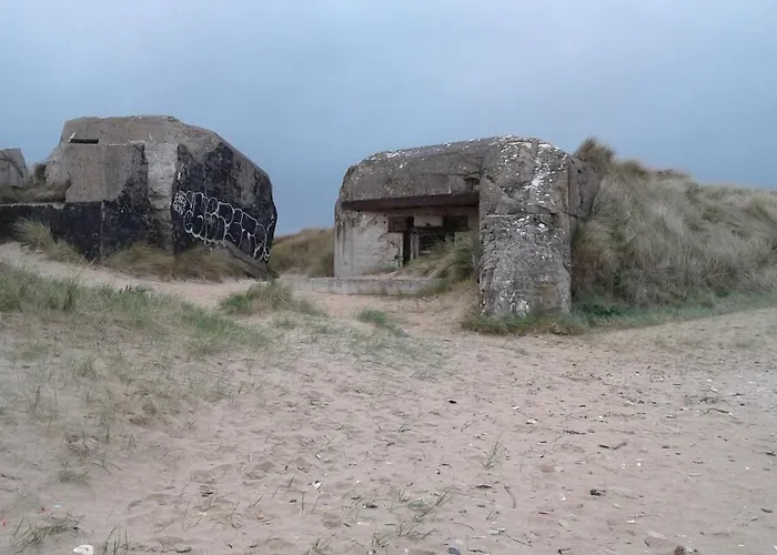 Les Pieds Dans L'eau Sur Les Plages Du Debarquement * Saint-Germain-de-Varreville